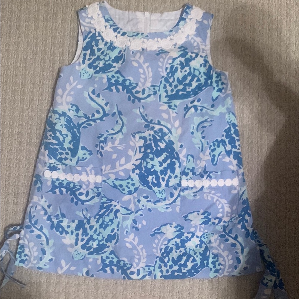 Lilly Pulitzer Blue and White Sleeveless A-Line Dress